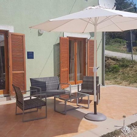 Apartment Zeljka Нерезине Екстериор снимка
