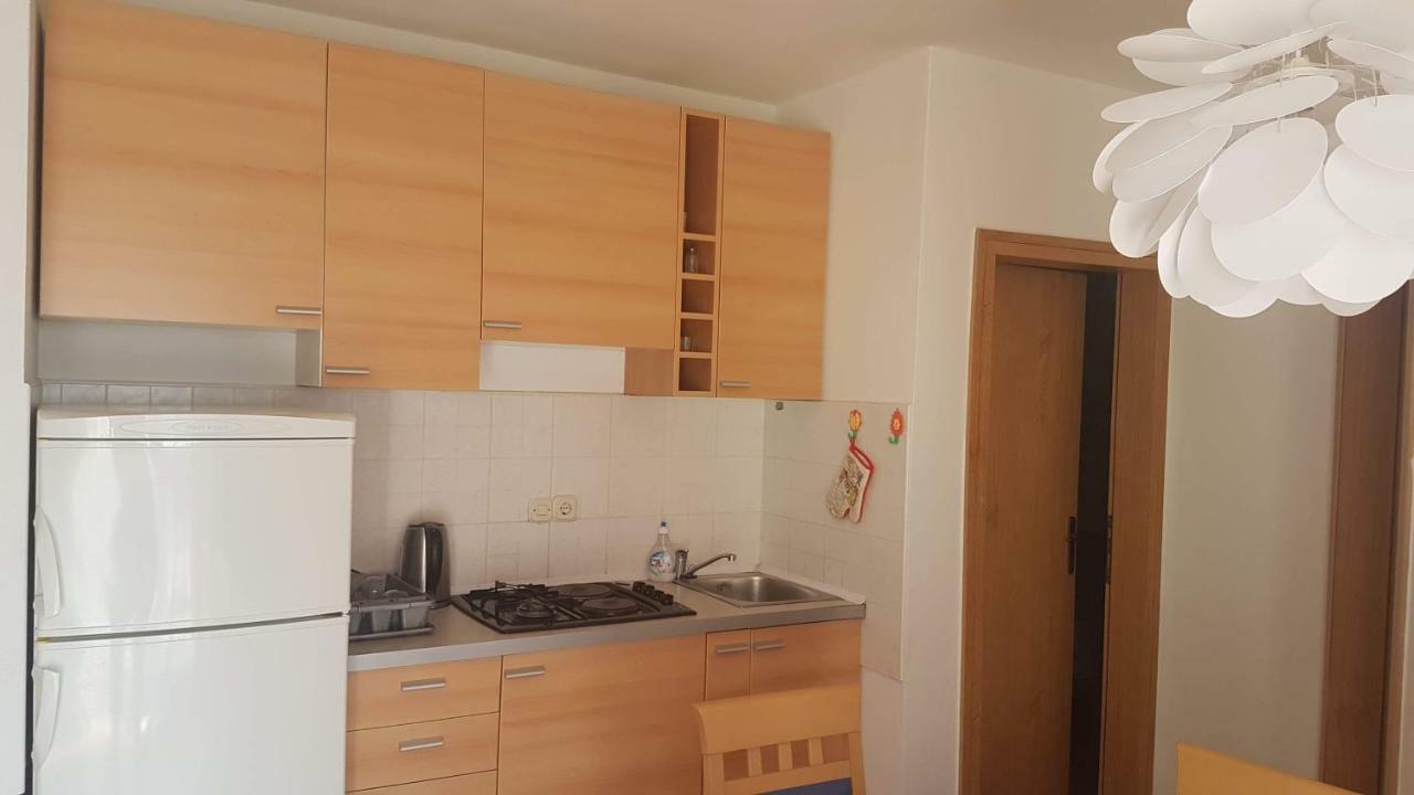 Apartment Zeljka Нерезине Екстериор снимка